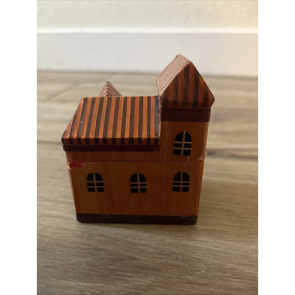 VTG Trinket/Jewelry Box Wheat Straw Balsa Wood Marquetry Victorian House